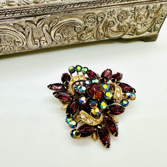 Vintage Purple Rhinestone Brooch - Picture 9 of 9